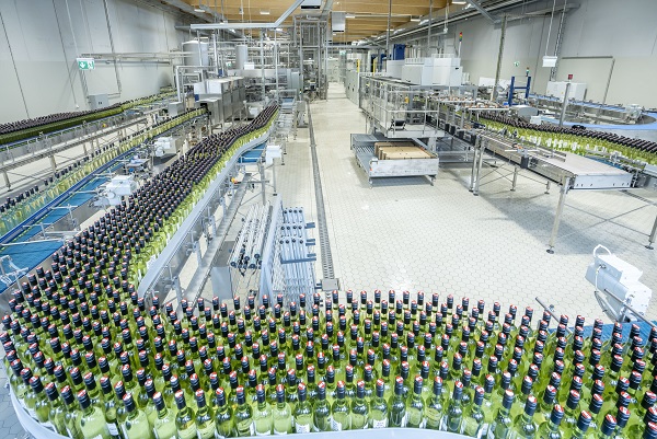 Winzer_Krems_bottling line